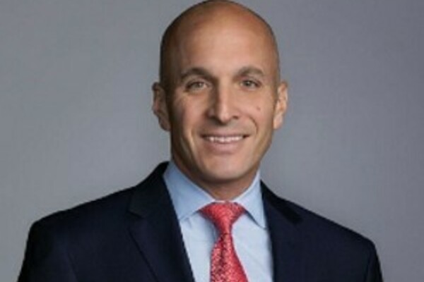 Headshot of Pete Bevacqua Reszd